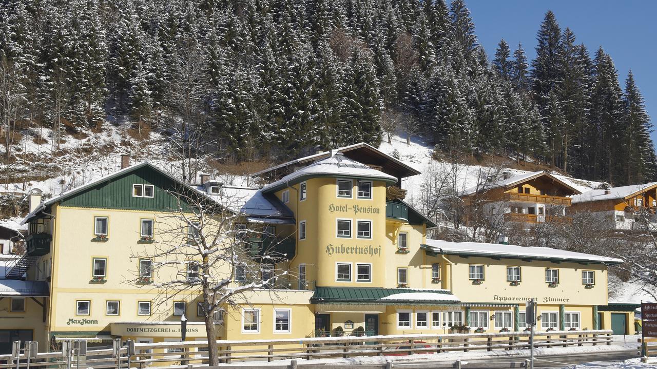 Hotel Hubertushof Flachau Exterior photo